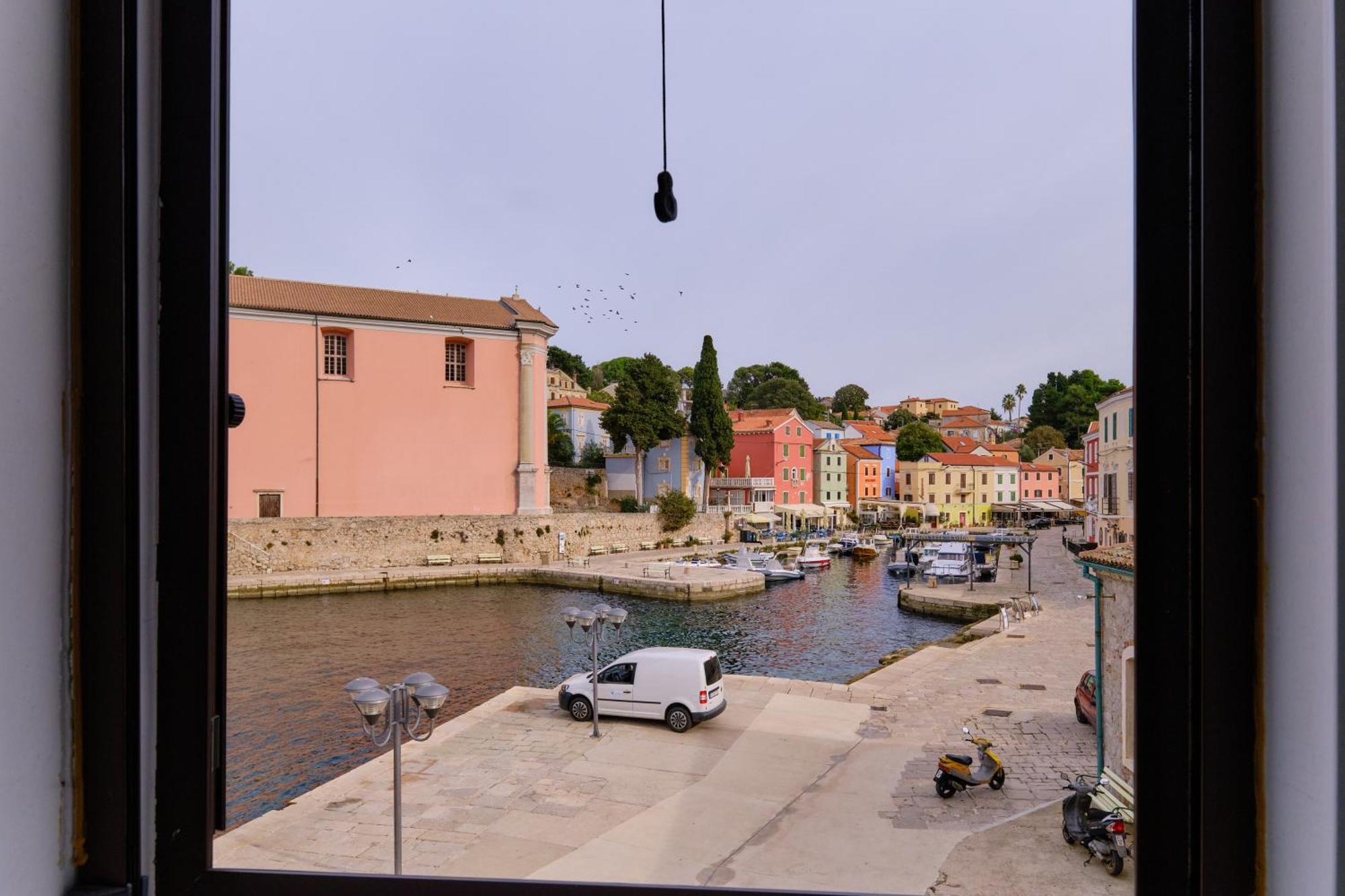 Apartments Antonella Veli Lošinj Exterior foto