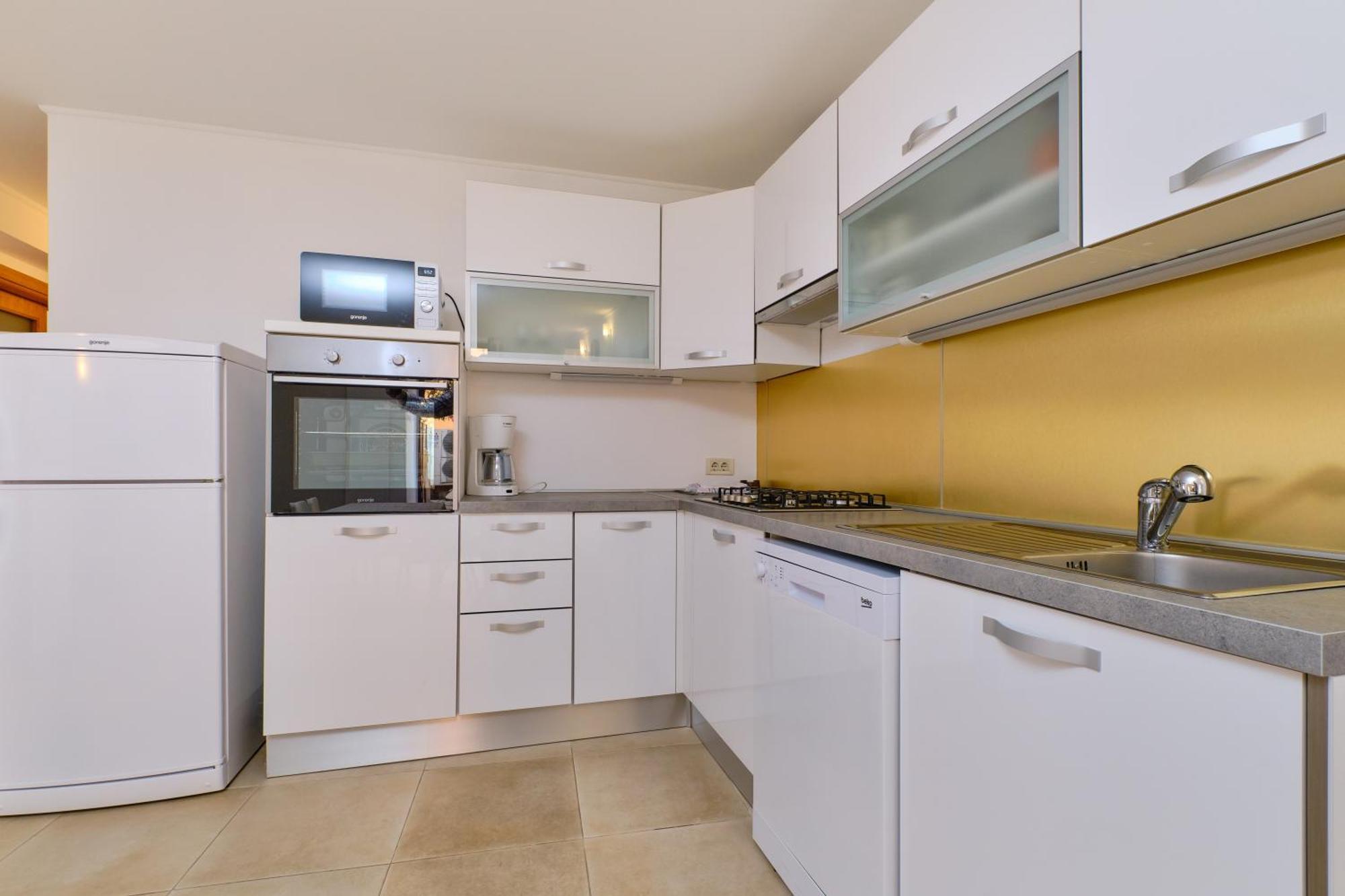 Apartments Antonella Veli Lošinj Exterior foto